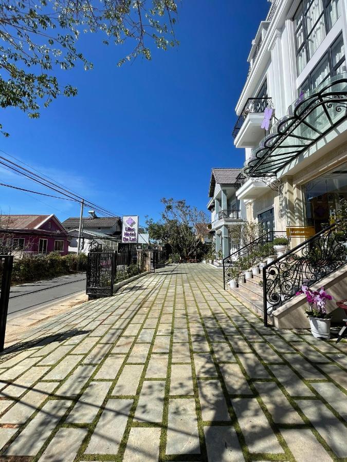 Khach San Lilac Hotel Да Лат Екстериор снимка