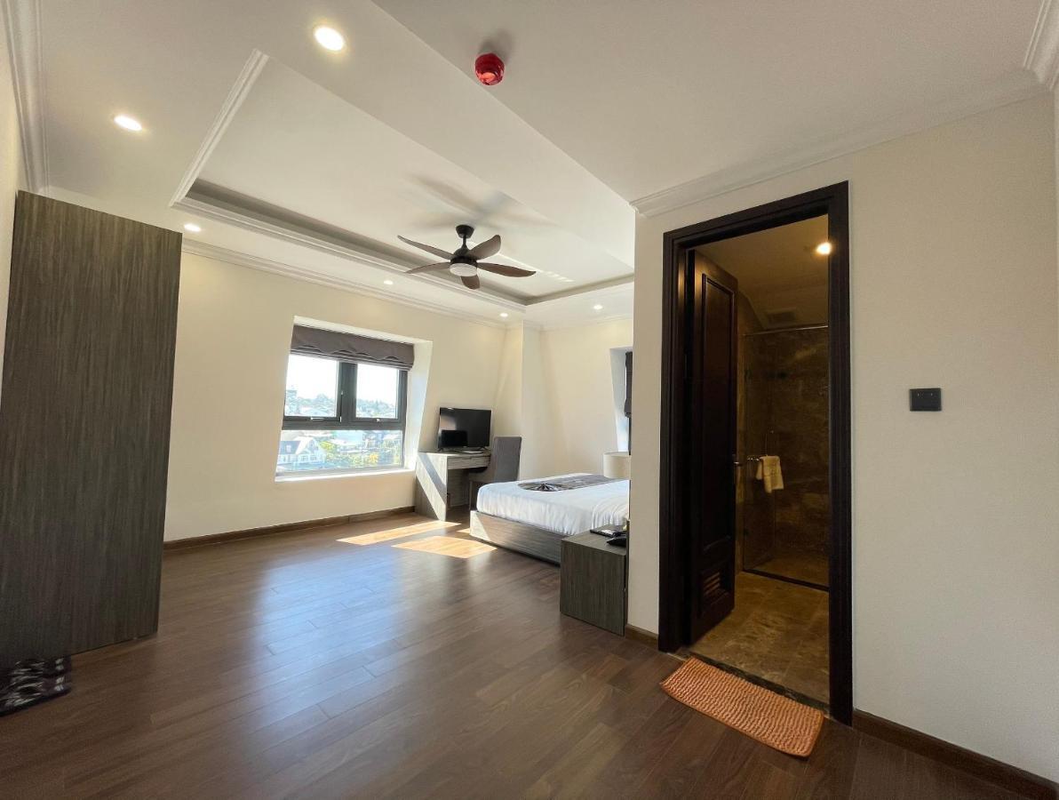 Khach San Lilac Hotel Да Лат Екстериор снимка