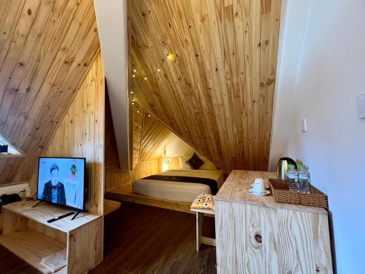 Khach San Lilac Hotel Да Лат Екстериор снимка